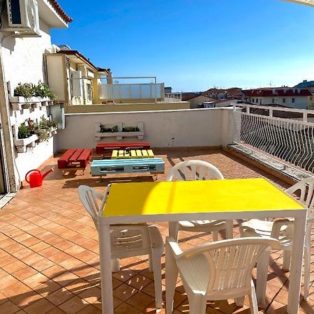 Scauri Attico Panoramico Apartment Minturno Exterior photo